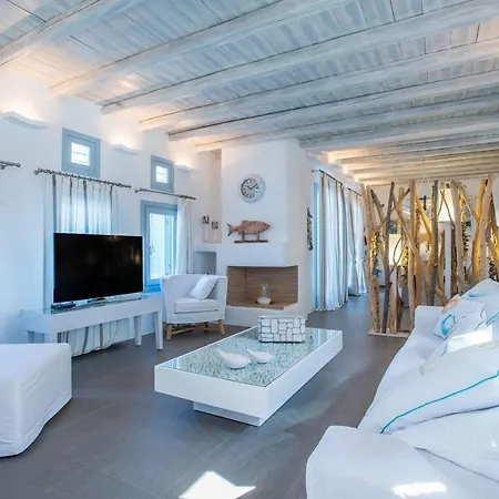 Paros Sleeps 6 Pool Air Con Wifi Villa Páros