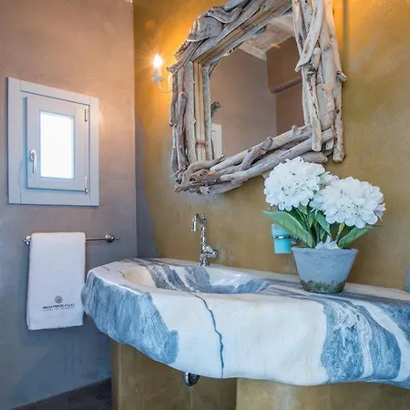 Paros Sleeps 6 Pool Air Con Wifi Páros
